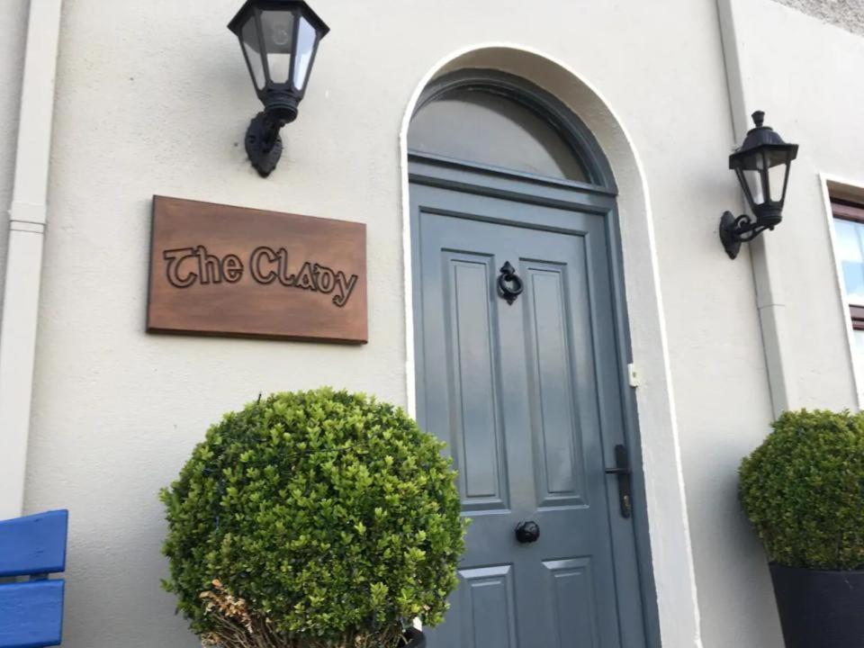The Clady Hotel บันเบก ภายนอก รูปภาพ